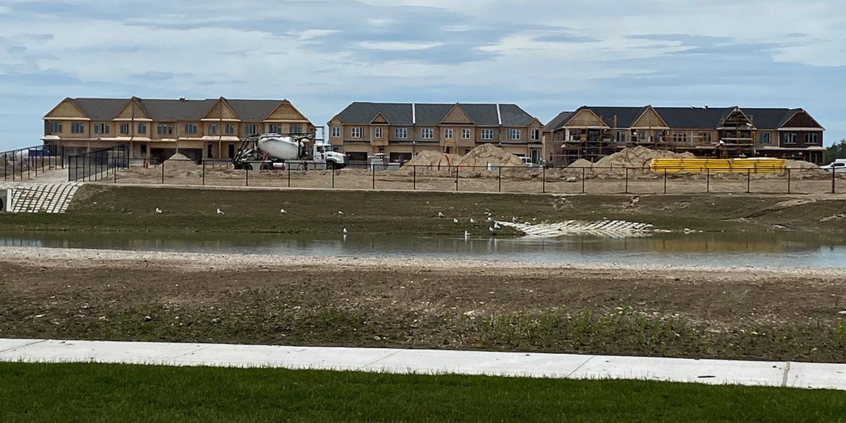 Photo of a subdivision under construction.