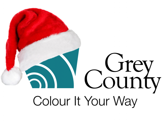 grey county logo with christmas hat