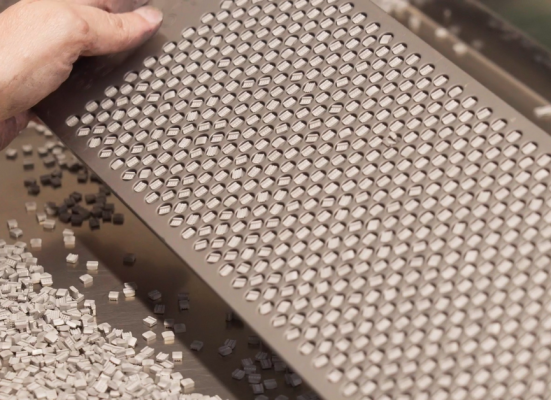 Magnetic Contacts